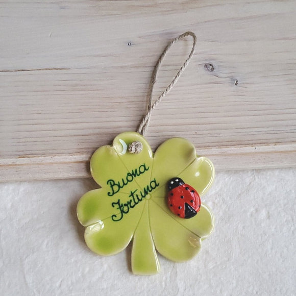 Quadrifoglio con coccinella appendino
