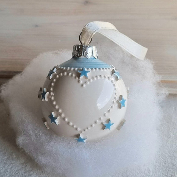Palla di Natale con stelle o cuori