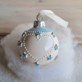 Palla di Natale con stelle o cuori