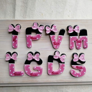 Iniziali in stile Minnie
